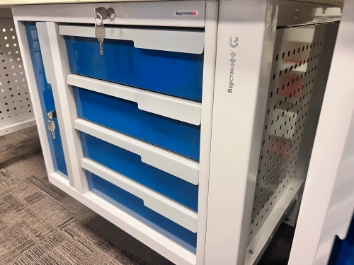 CTR 1802.S333.13-2F Верстак слесарный 2165x1793x743 мм